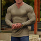 Camiseta deportiva de manga larga con cuello en V a la moda para hombre