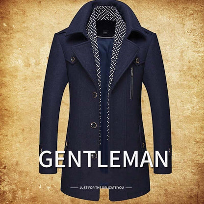 Abrigo de hombre con solapas y cuello de bufanda