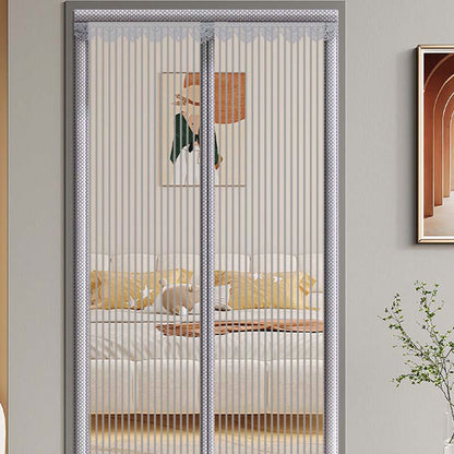 🔥**¡50% DE DESCUENTO HOY + MÁS COMPRAS, MÁS AHORRAS! 🚪🦟 Mosquitera Magnética Reforzada – ¡Adiós a los Mosquitos y a las Cortinas que se Abren con el Viento!**