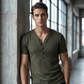 🎉 ¡OFERTA LIMITADA 50% OFF! 👕 Camiseta Transpirable – Diseño Clásico Cuello V Henley & Tela Premium de Poliéster 💪