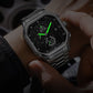 Reloj de cuarzo resistente al agua para hombre.