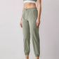Jogger con piezas Baseline